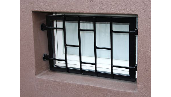 Mobiles Fenstergitter schwarz pulverbeschichtet - Modell Leiter